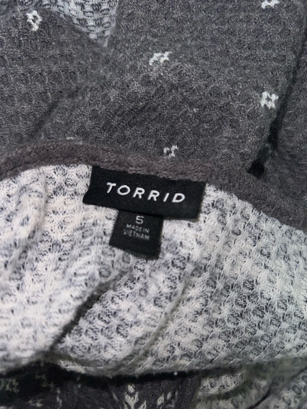 Torrid Gray and White Henley Long Sleeve Top - Picture 7 of 8
